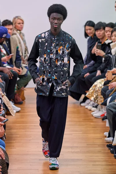 Look 29
